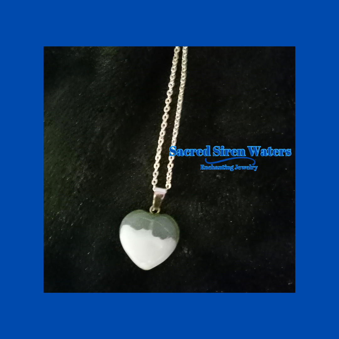 Indian Agate Heart Pendant Gemstone Necklace.
