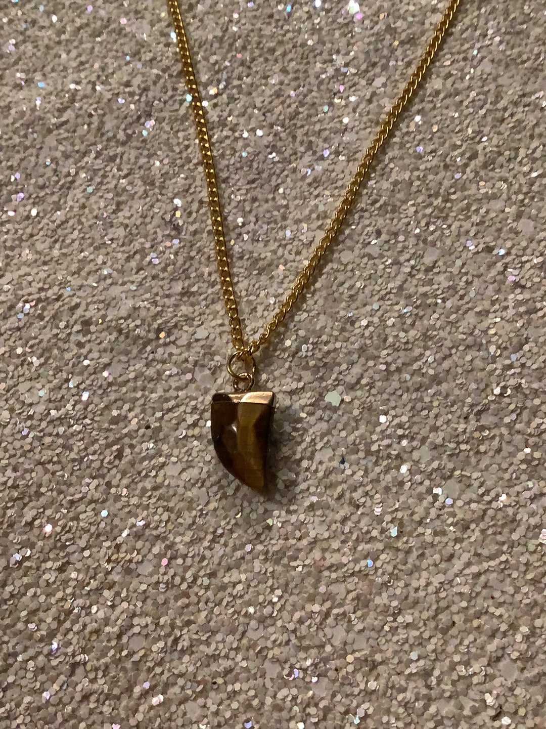 Shark Tooth Gemstone Crystal Pendant Necklace.